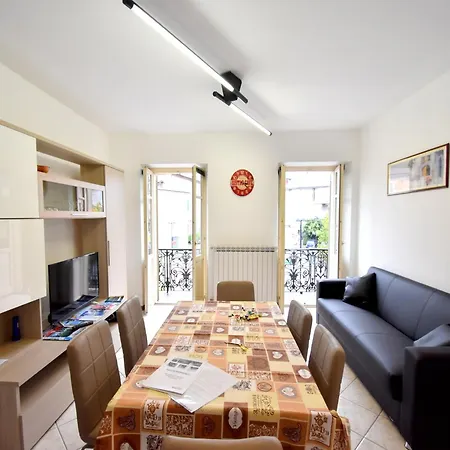 Nyaraló In Pallanza